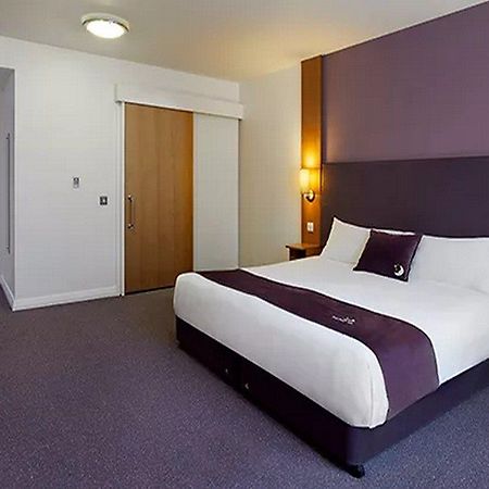 Premier Inn Wolverhampton City Centre Exterior foto