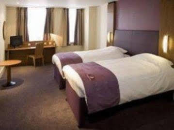 Premier Inn Wolverhampton City Centre Exterior foto